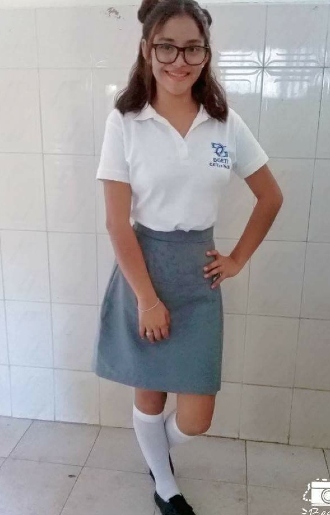 Descargar pack filtrado de la colegiala Cristina Valle - RofferPacks