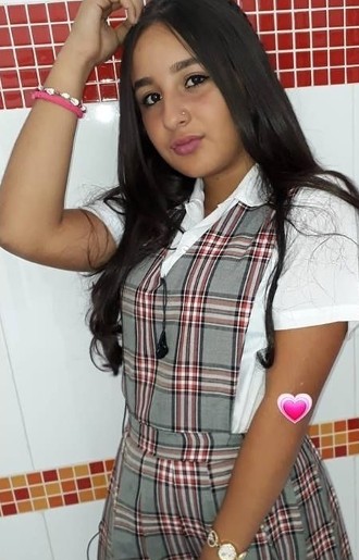 Descargar pack filtrado de la colegiala culona Sofia Ramos - RofferPacks